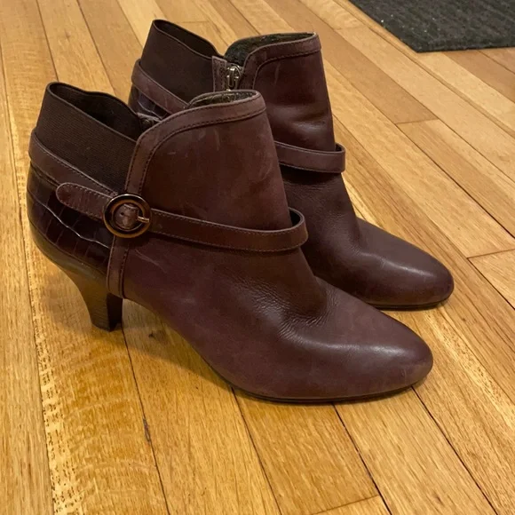 Circa Joan & David Leather Brown Heeled Boots, sz 10M - Picture 1 of 10